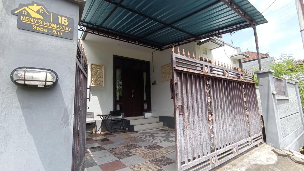 Neny'S Homestay Saba Bagian luar foto