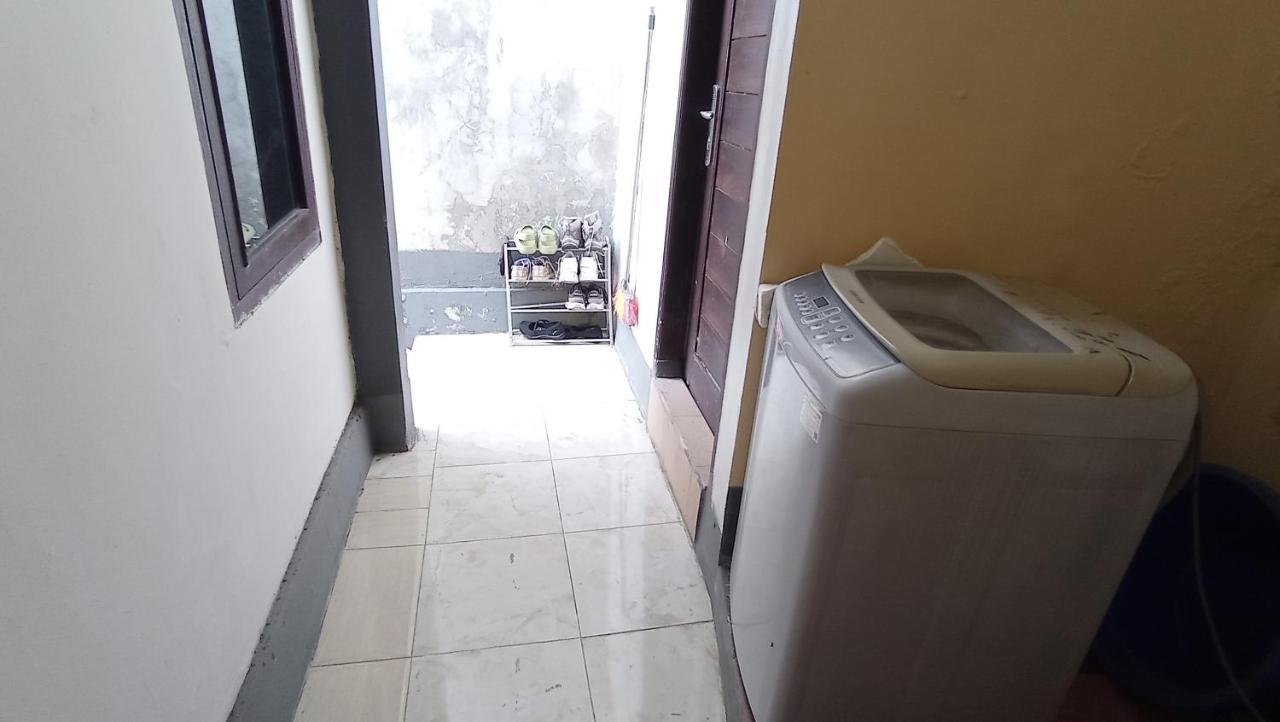 Neny'S Homestay Saba Bagian luar foto