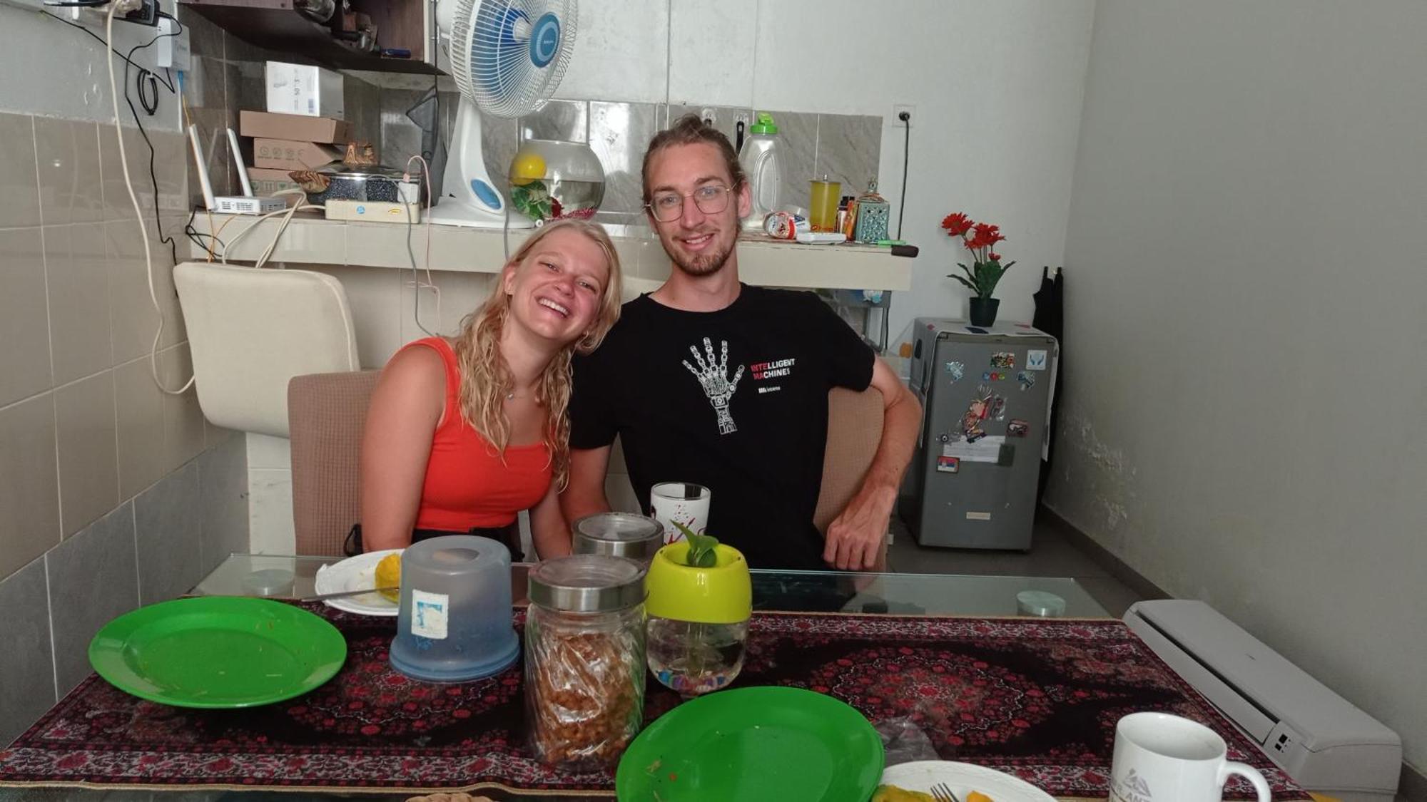 Neny'S Homestay Saba Bagian luar foto
