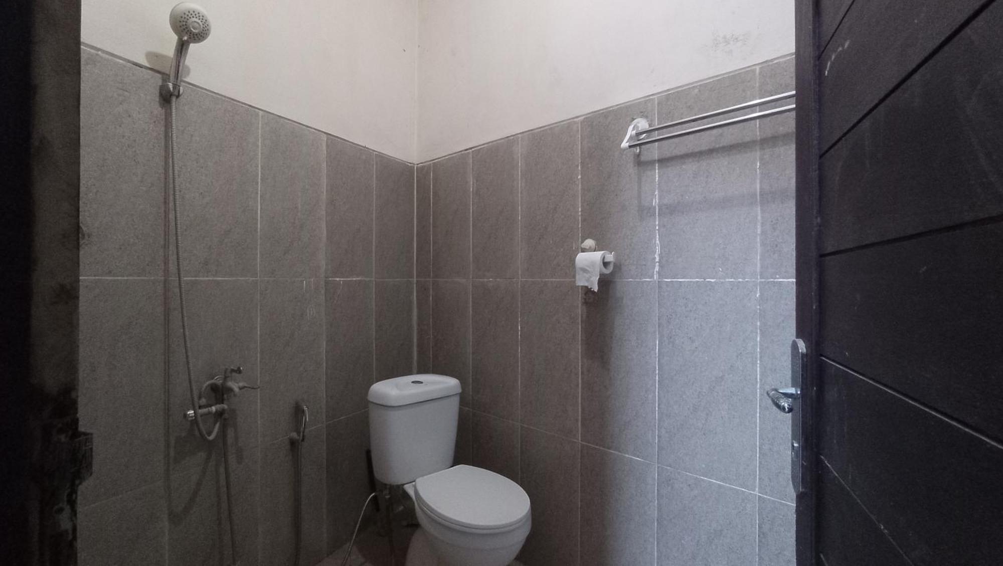 Neny'S Homestay Saba Bagian luar foto
